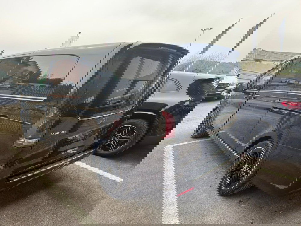 Mercedes-Benz Classe V nuova a Firenze (4)