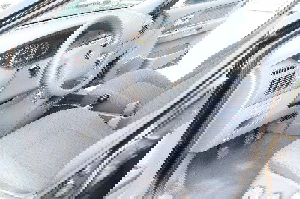 Kia Carens usata a Pordenone (8)