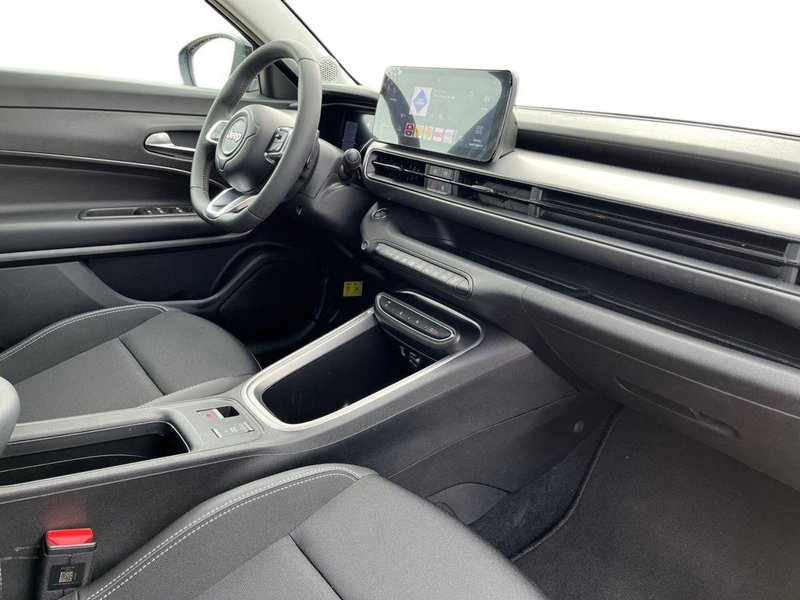 Jeep Avenger usata a Bari (9)