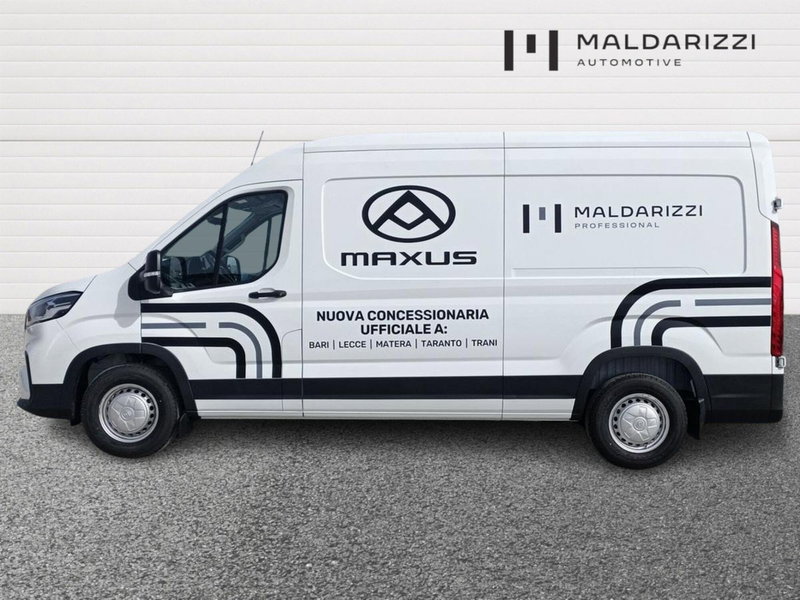 Maxus Deliver Furgone nuova a Bari (5)