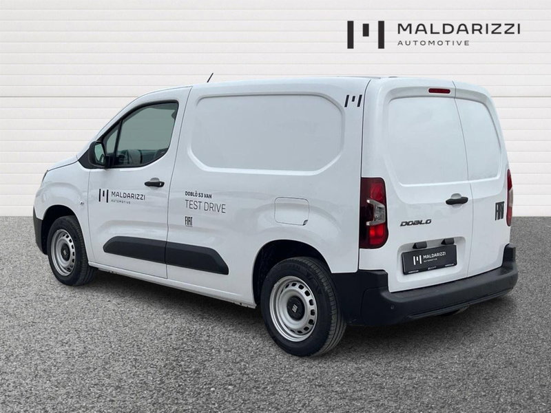 Fiat Doblò Furgone nuova a Bari (4)