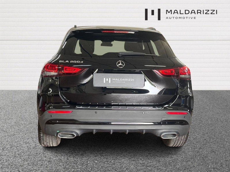 Mercedes-Benz GLA SUV usata a Bari (3)