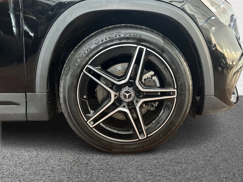 Mercedes-Benz GLA SUV usata a Bari (6)