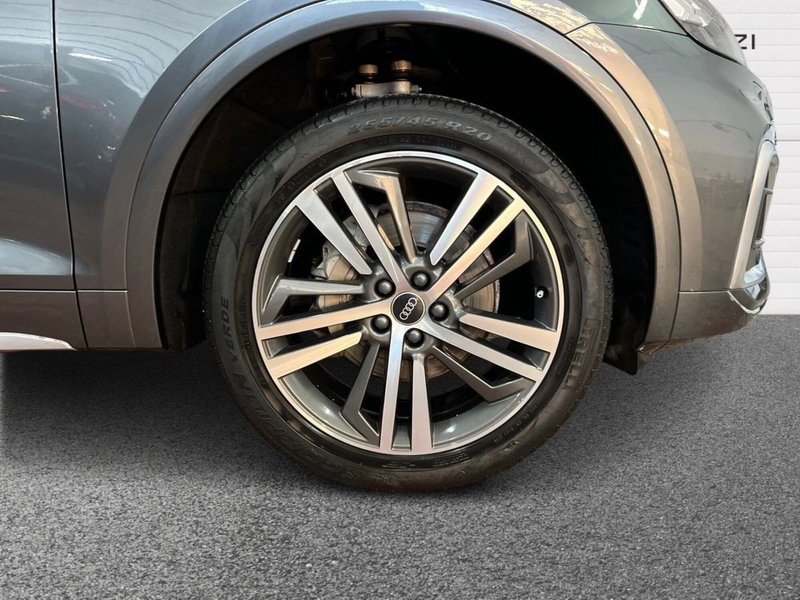 Audi Q5 Sportback usata a Bari (6)