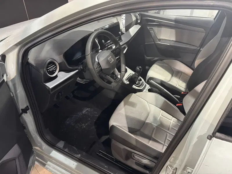 SEAT Ibiza nuova a Ferrara (9)