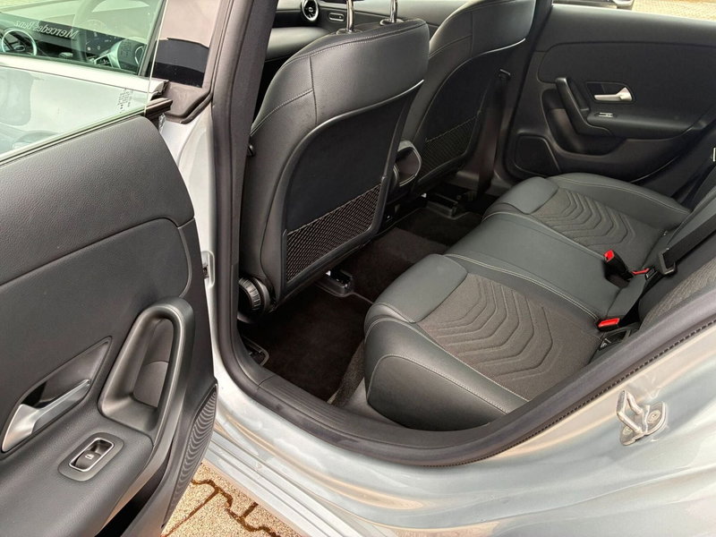 Mercedes-Benz CLA Shooting Brake usata a Chieti (8)