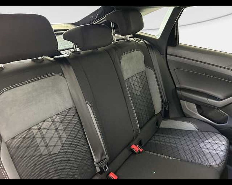 Volkswagen Taigo usata a Roma (9)