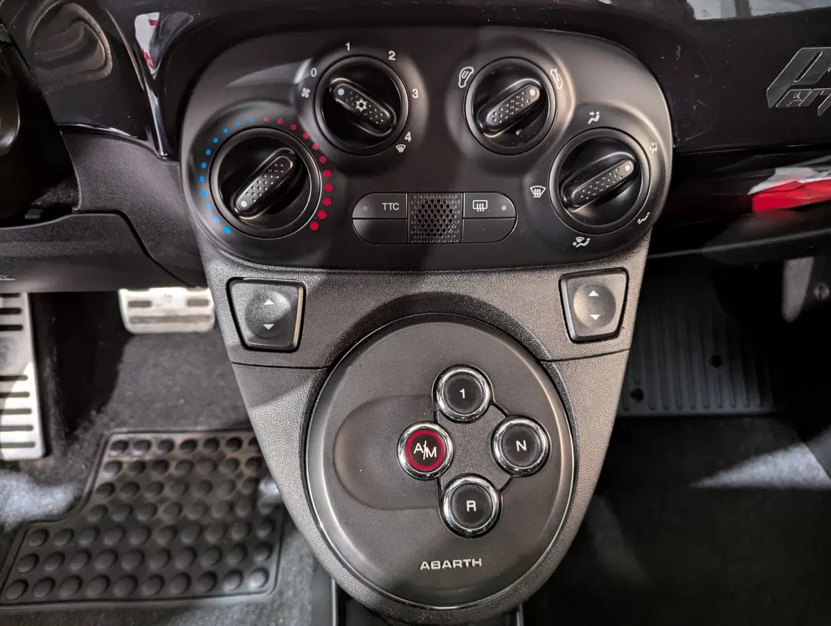 Abarth 500 usata a Bolzano (14)