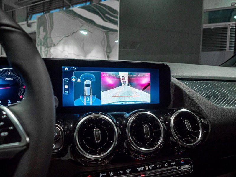 Mercedes-Benz GLA SUV nuova a Ancona (16)