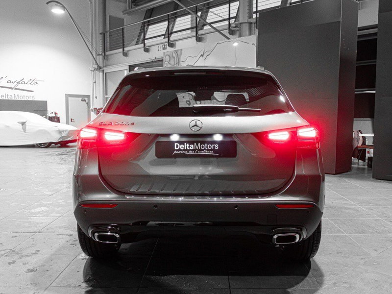Mercedes-Benz GLA SUV nuova a Ancona (3)