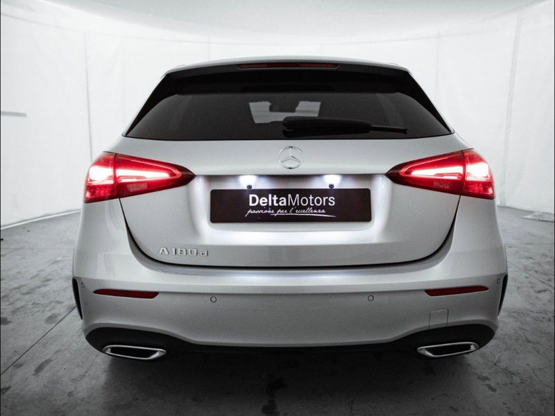 Mercedes-Benz Classe A Sedan nuova a Macerata (3)