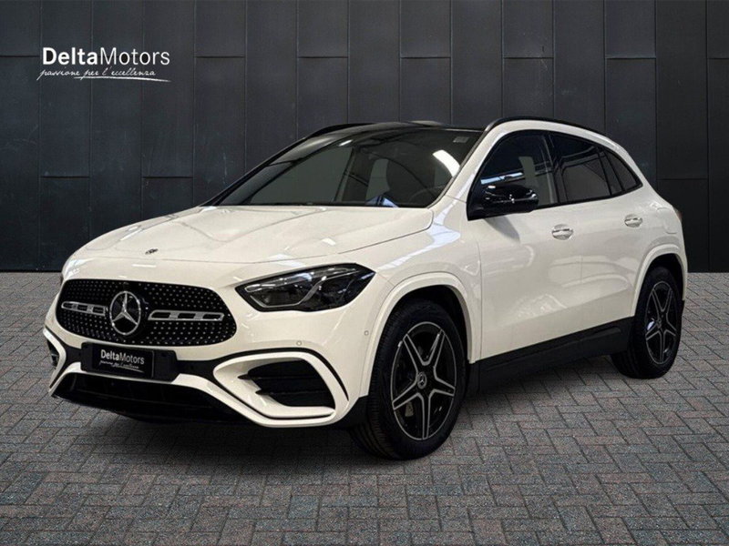 Mercedes-Benz GLA SUV nuova a Macerata