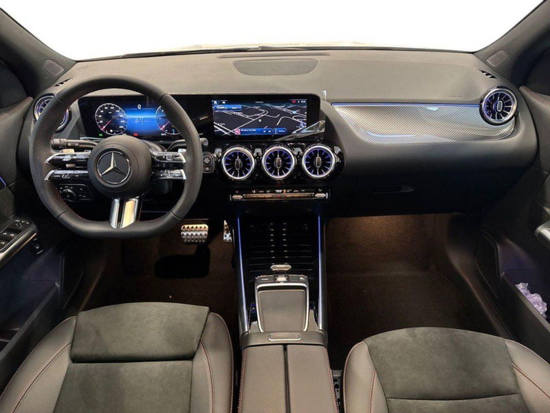 Mercedes-Benz GLA SUV nuova a Macerata (10)