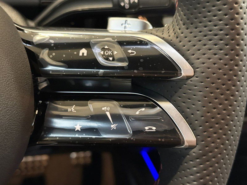 Mercedes-Benz GLA SUV nuova a Macerata (20)