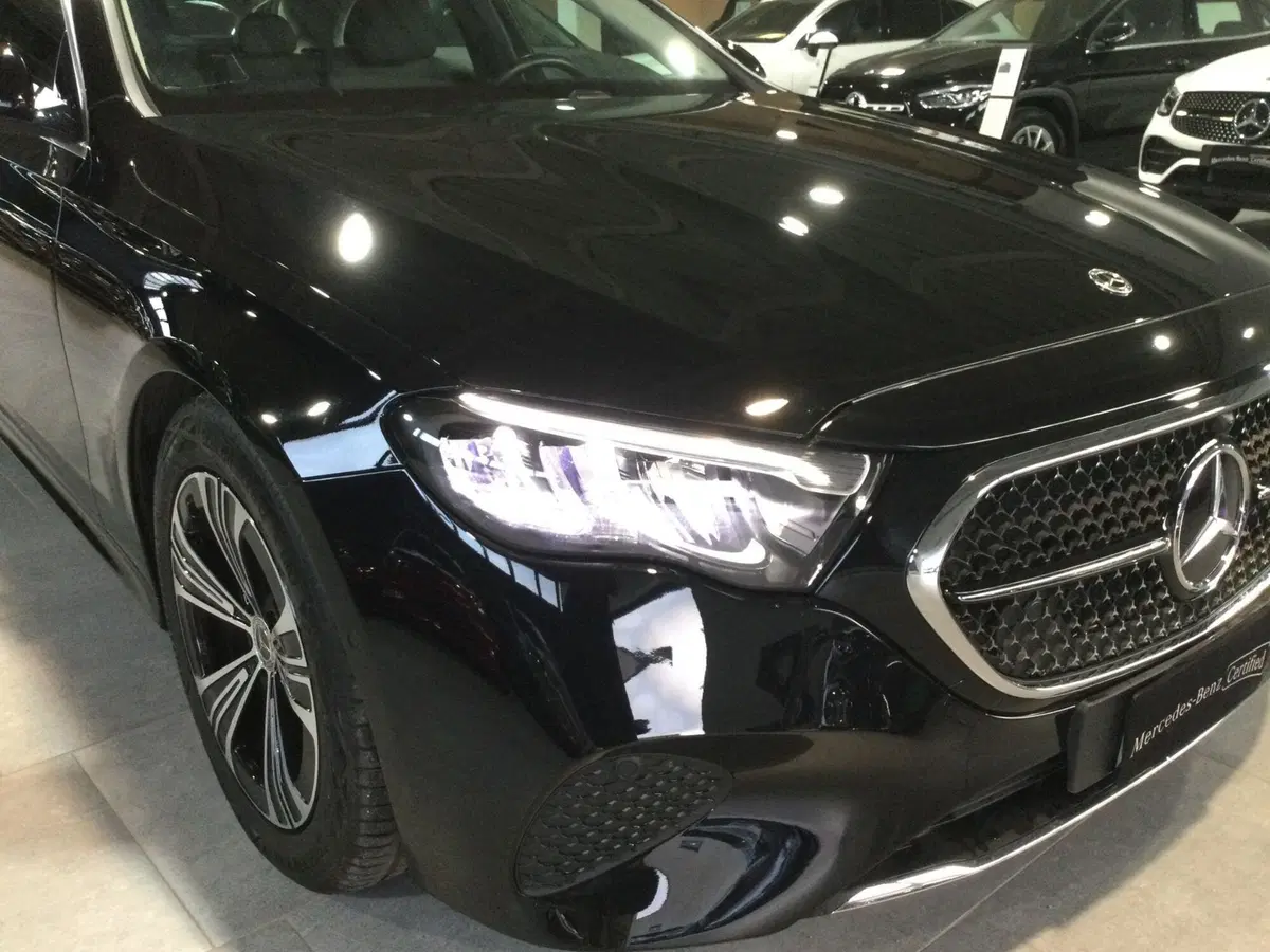 Mercedes-Benz Classe E usata a Caserta (9)