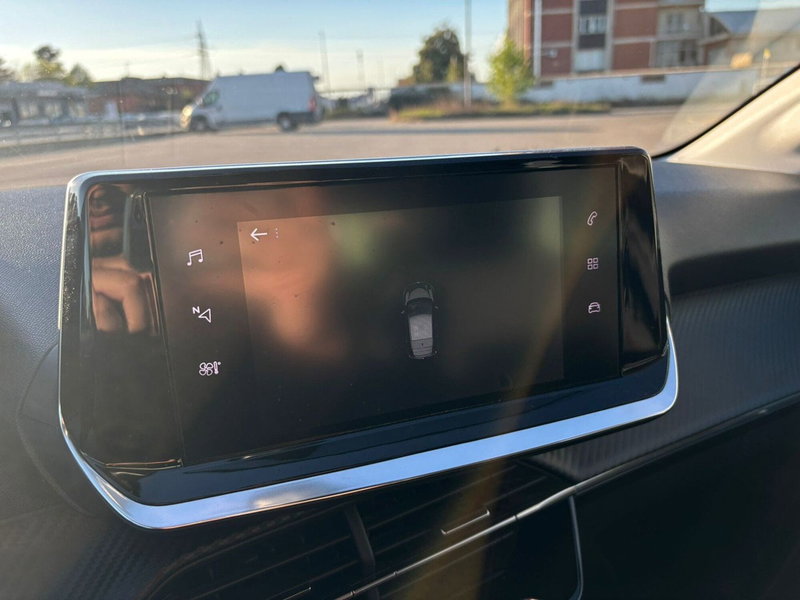 Peugeot 208 usata a Vercelli (15)