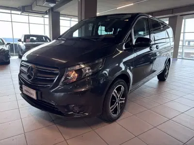 Mercedes-Benz Vito mixto 119 cdi long Pro 9G-tronic del 2022 usata a Messina