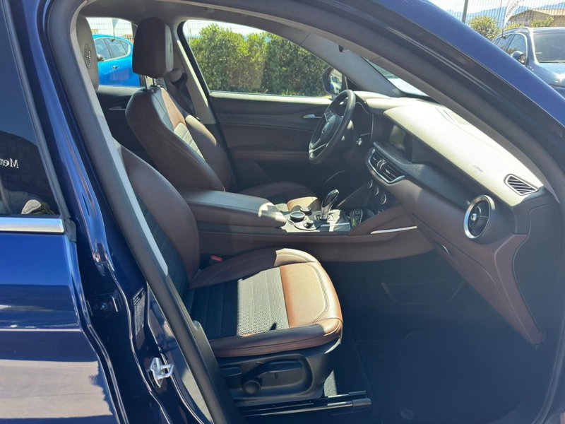 Alfa Romeo Stelvio usata a Messina (7)