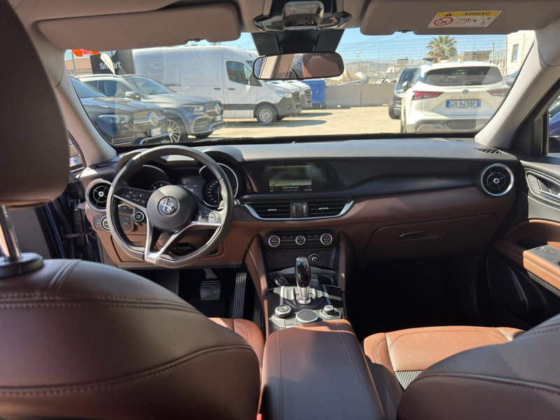 Alfa Romeo Stelvio usata a Messina (9)