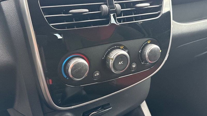 Renault Clio usata a Treviso (9)