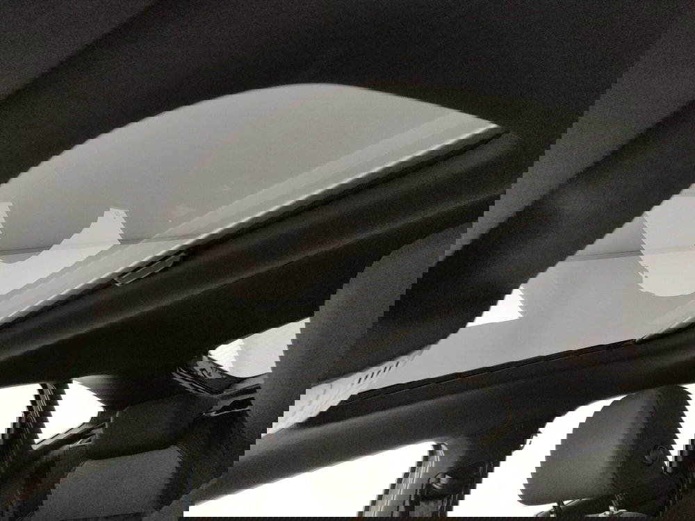 Volkswagen Taigo usata a Napoli (19)