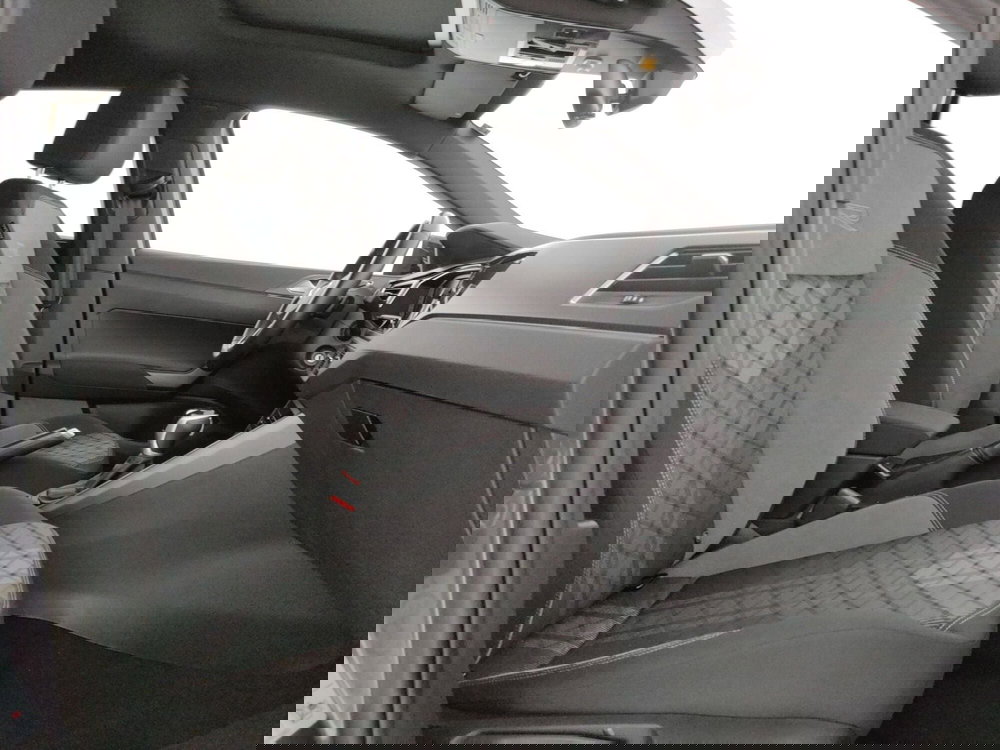 Volkswagen Taigo usata a Napoli (8)