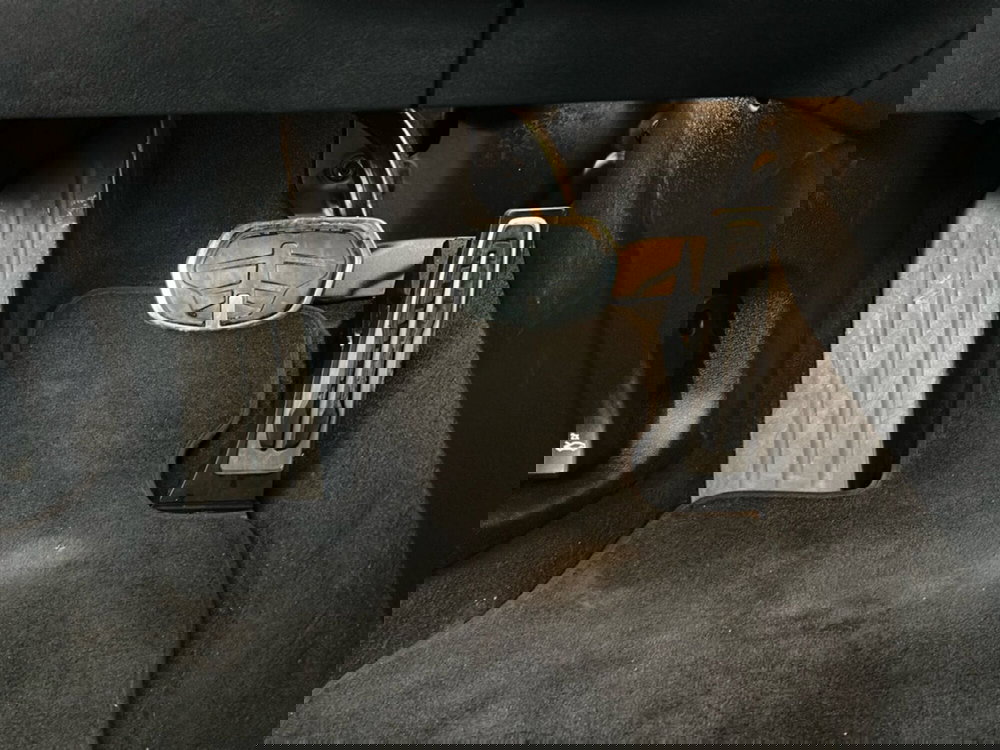 BMW Serie 1 usata a Caserta (8)