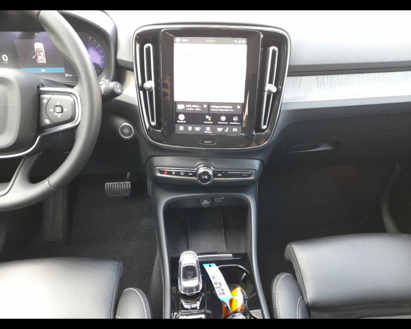 Volvo XC40 usata a Bologna (11)