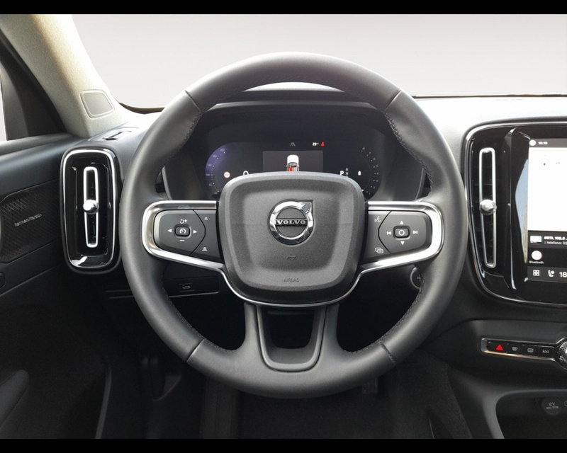 Volvo XC40 usata a Bologna (12)