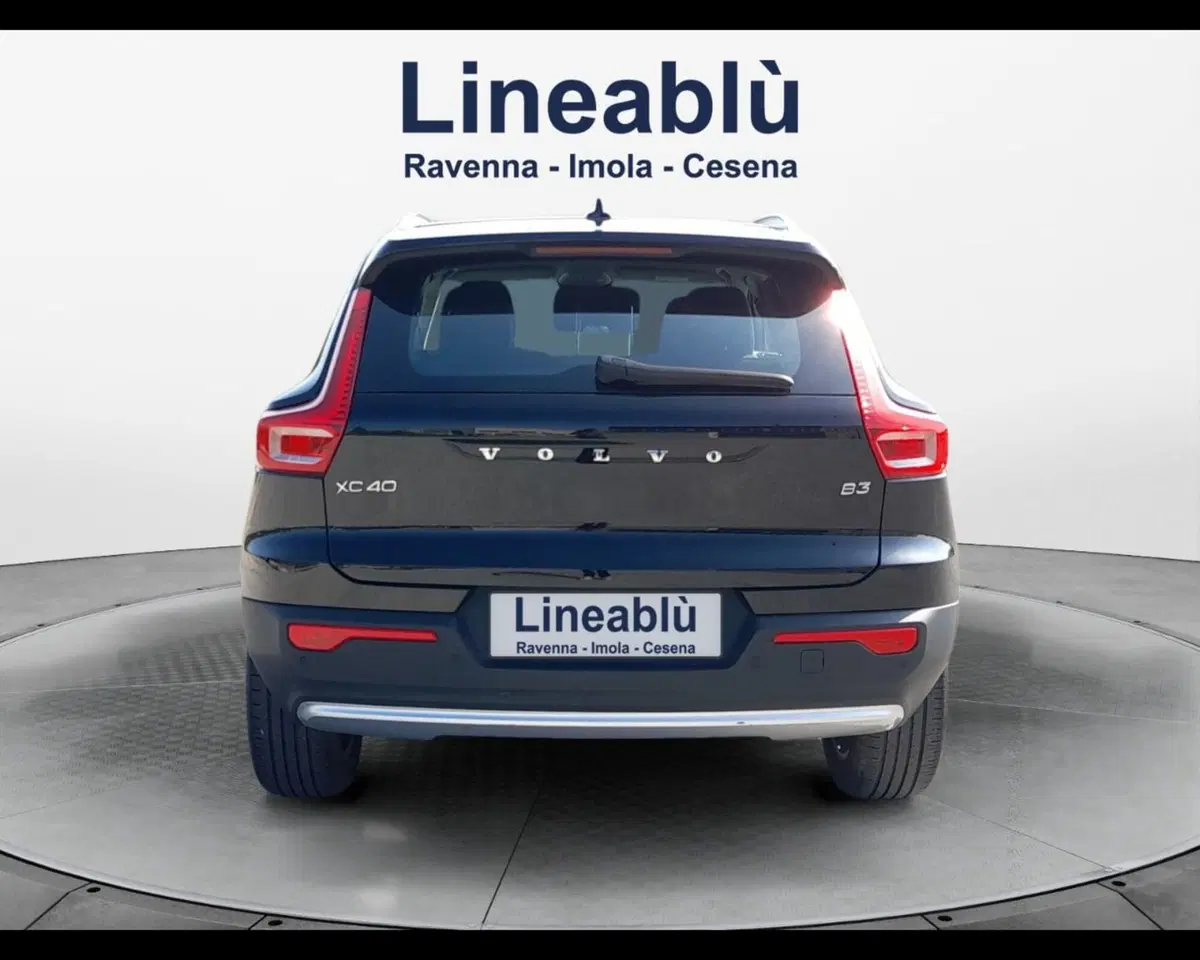 Volvo XC40 usata a Bologna (4)