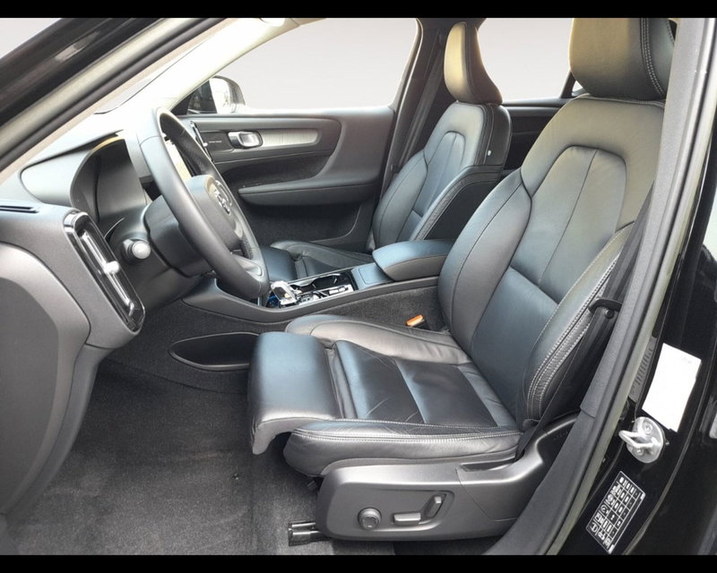 Volvo XC40 usata a Bologna (9)