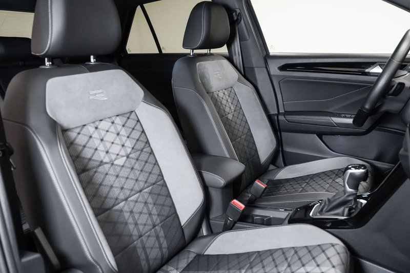 Volkswagen T-Roc usata a Varese (11)