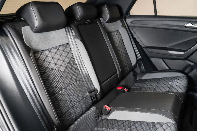 Volkswagen T-Roc usata a Varese (12)