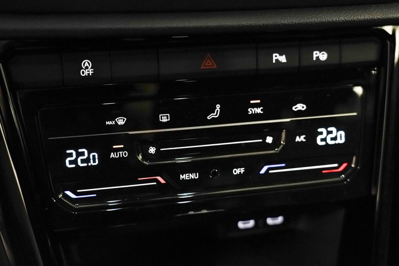 Volkswagen T-Roc usata a Varese (18)