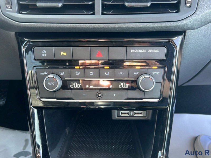 Volkswagen T-Cross usata a Potenza (13)