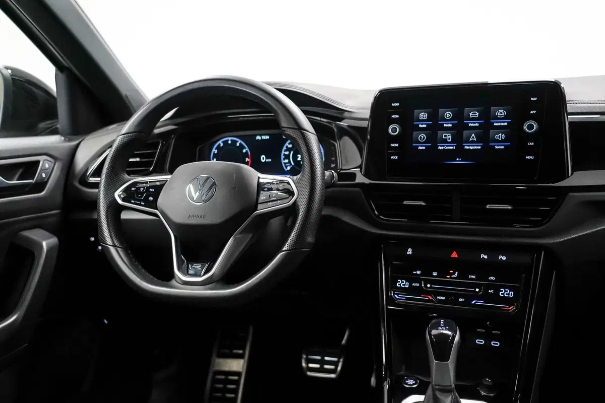 Volkswagen T-Roc usata a Varese (11)