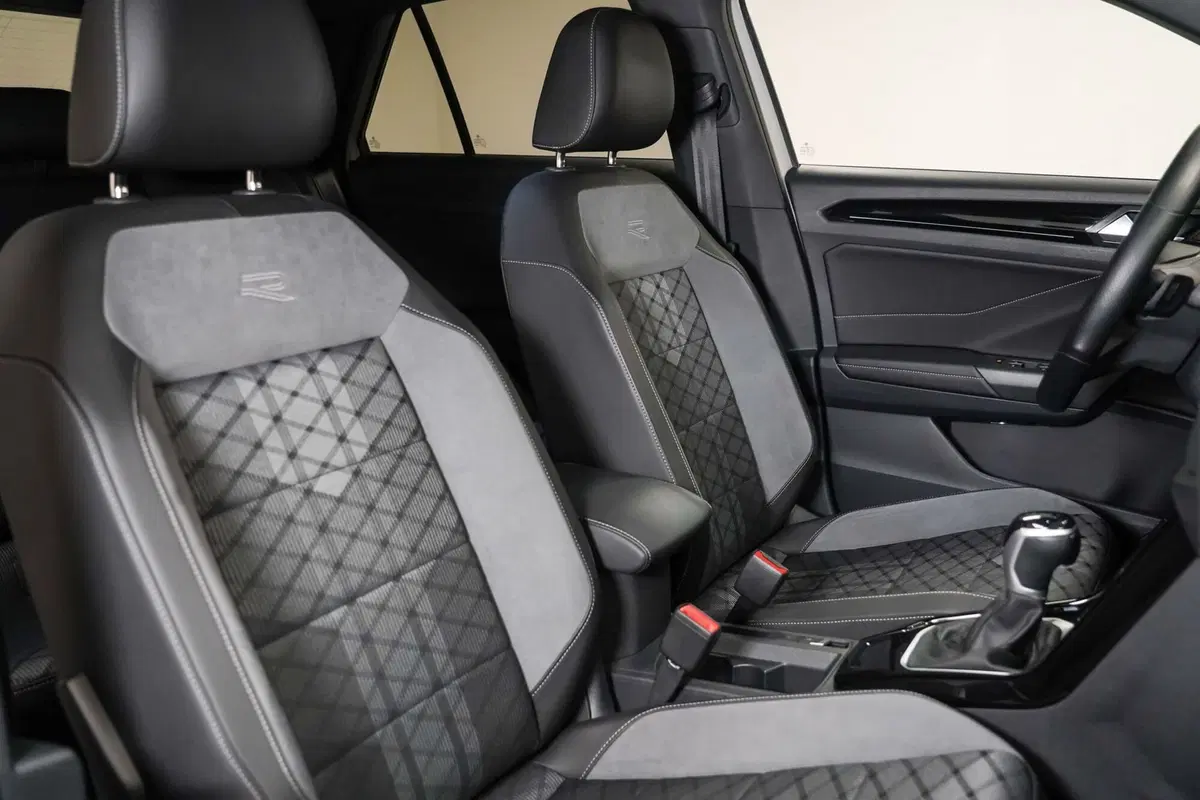 Volkswagen T-Roc usata a Varese (13)