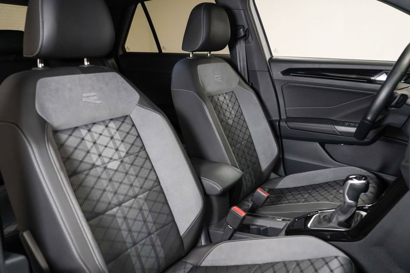 Volkswagen T-Roc usata a Varese (13)