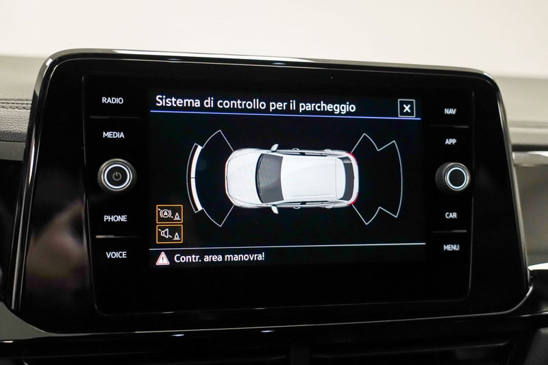 Volkswagen T-Roc usata a Varese (16)