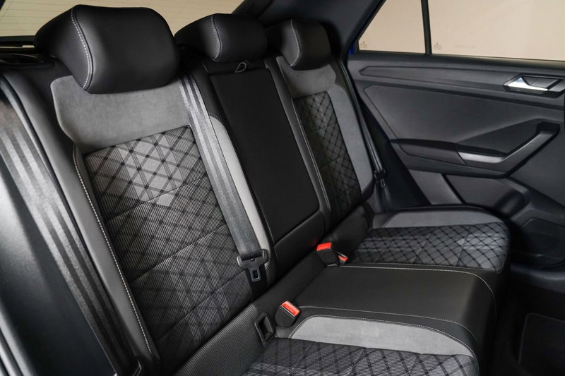 Volkswagen T-Roc usata a Varese (14)