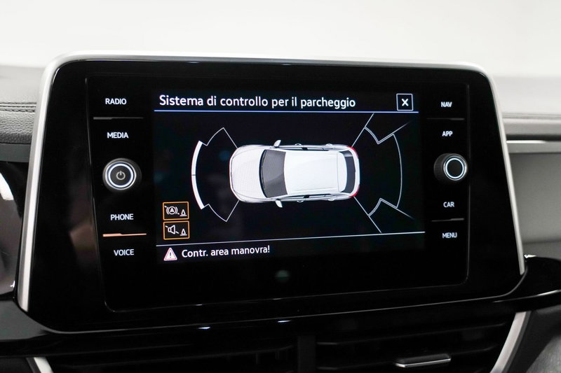Volkswagen T-Roc usata a Varese (16)