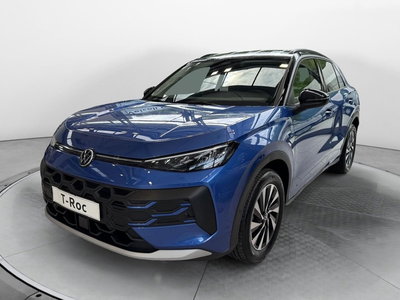 Volkswagen T-Roc 1.5 etsi Life 115cv dsg nuova a Carnago