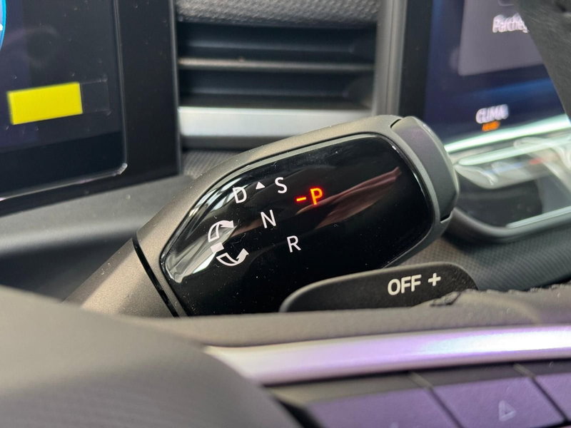 Volkswagen T-Roc nuova a Varese (16)