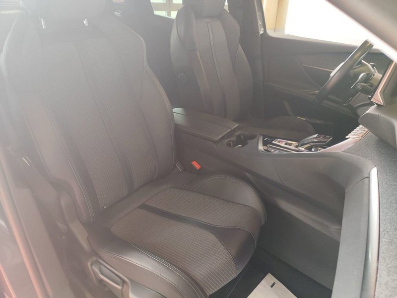 Peugeot 3008 usata a Milano (17)