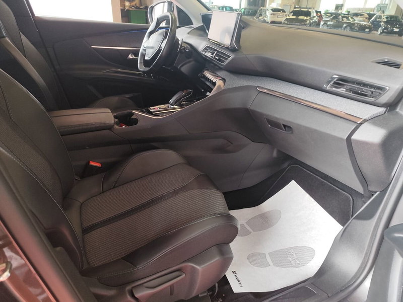 Peugeot 3008 usata a Milano (18)