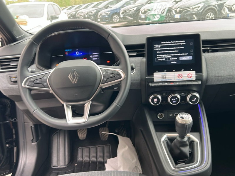 Renault Clio usata a Roma (12)