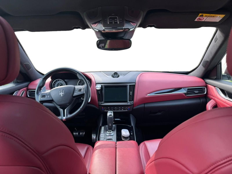 Maserati Levante usata a Salerno (5)