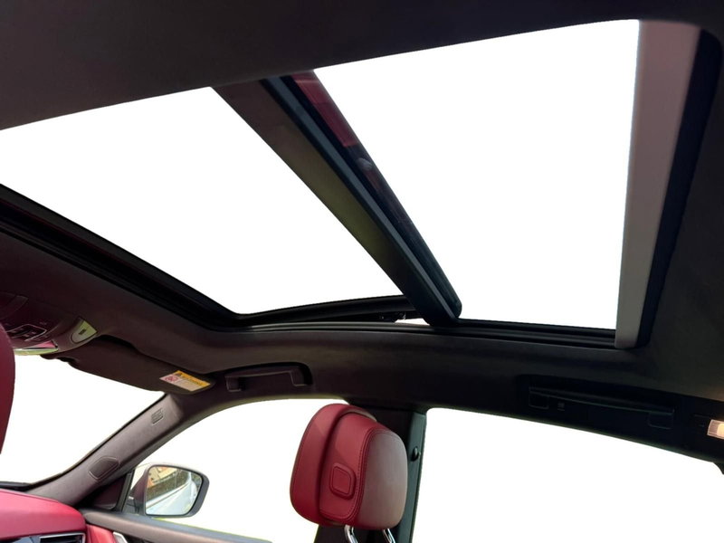 Maserati Levante usata a Salerno (8)