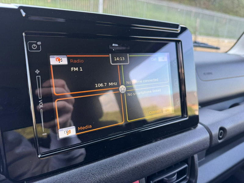 Suzuki Jimny nuova a Salerno (18)