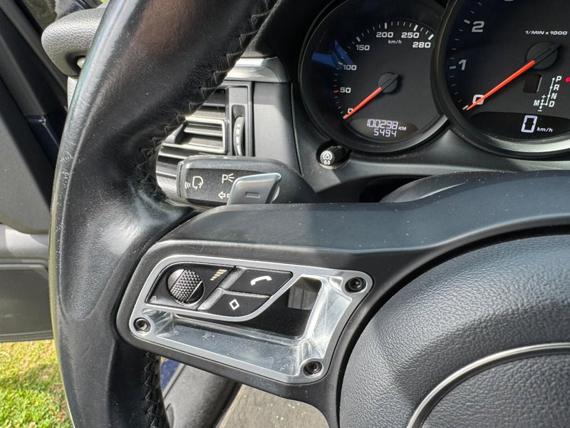 Porsche Macan usata a Salerno (19)